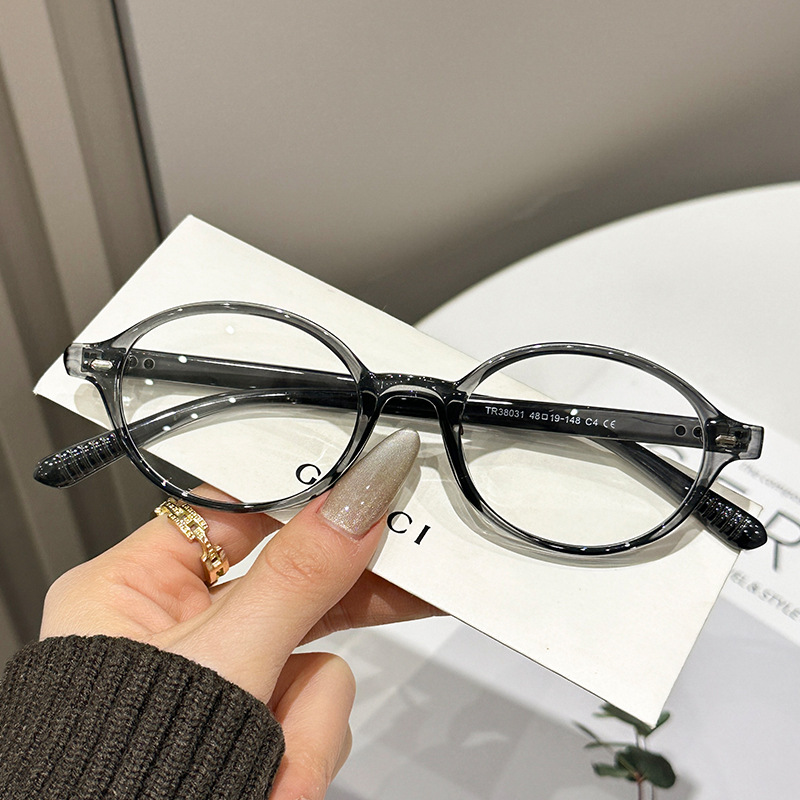 ‌Fake Nerd Oval Frame Women's Tortoiseshell Glasses, Ultra-Light TR90 Plain Face Eyeglass Frames 图4